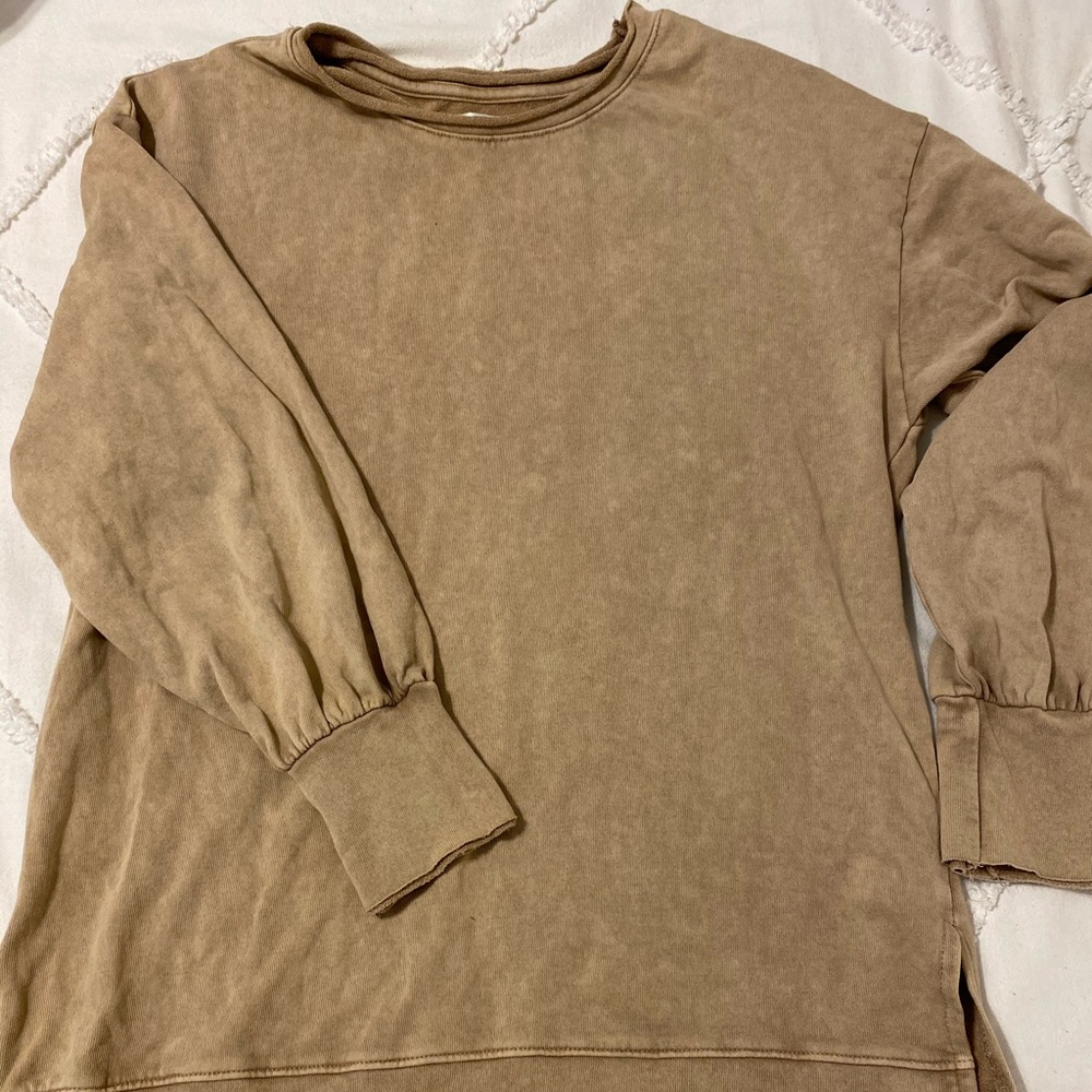 WORN ONCE Boutique Causal/dressy Top